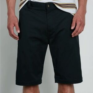 Volcom shorts for Men in Black. size 32 like new